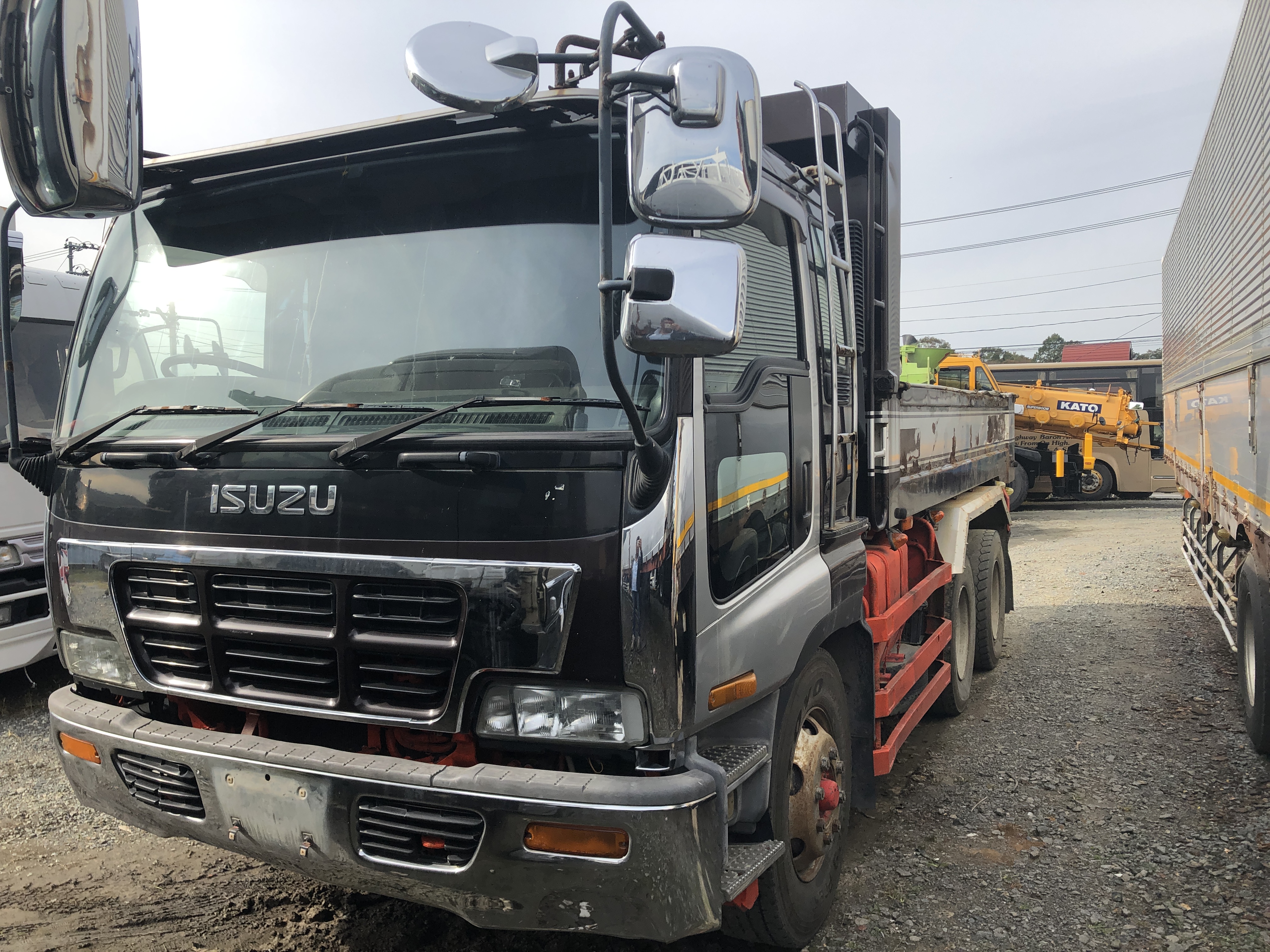 Choudhry Corporation | Japanese Used Car Exporter Choudhry Corporation | Japanese Used Car Exporter